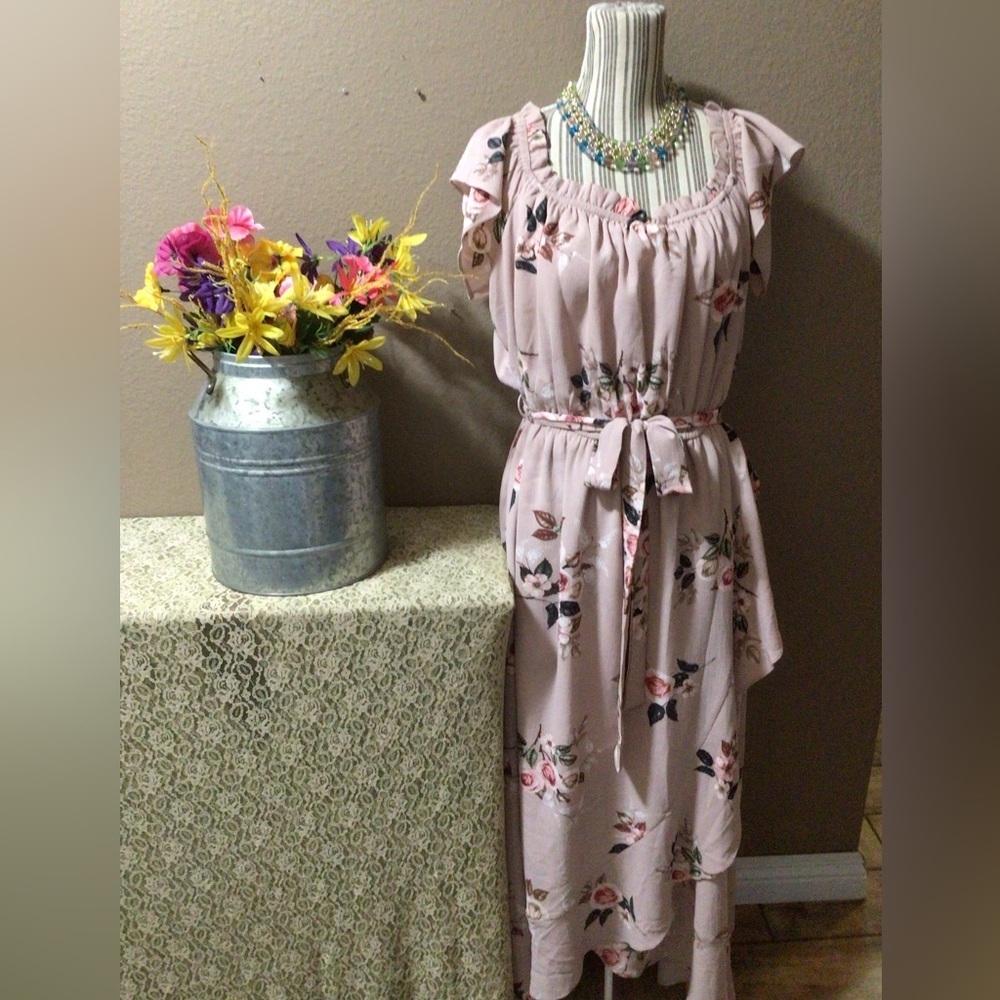 City Chic Dusty Pink Floral On/Off-Shoulder Maxi Dress